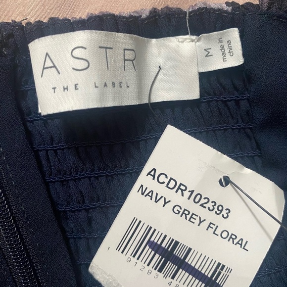 Black and White Floral High Low Dress ASTR the label . - Picture 7 of 8